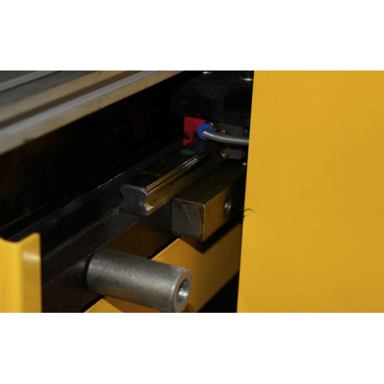 Máquina Fresadora Router CNC Ruijie ZM2030 2x3m Vácuo – Spindle Água 5.5KW 7,4CV Máquina Fresadora Router CNC Ruijie ZM2030 2x3m Vácuo – Spindle Água 5.5KW 7,4CV